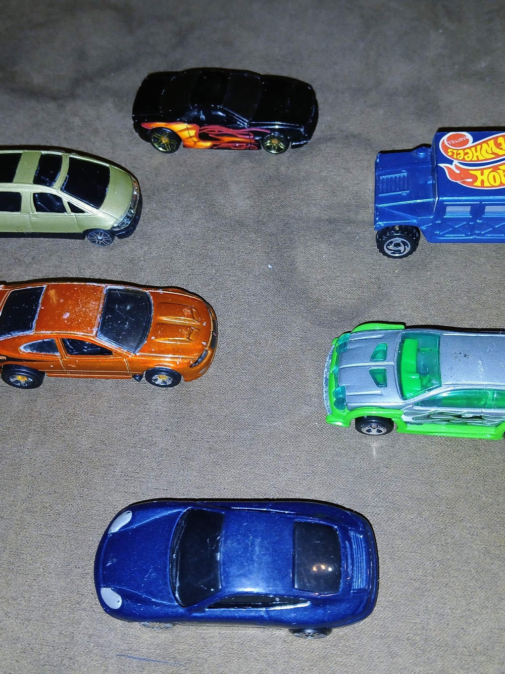 Hot Wheels Mixed Lot of 6 Die-Cast Cars - Hummer, Porsche, Custom